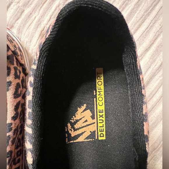 Cheetah print slip on vans - Picture 2 of 3